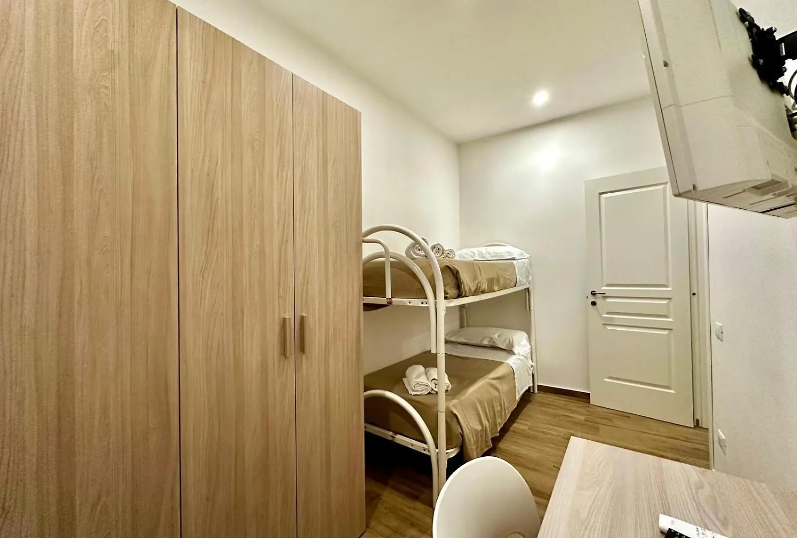 Apartment Md Apartament Coral Bahlara Palermo